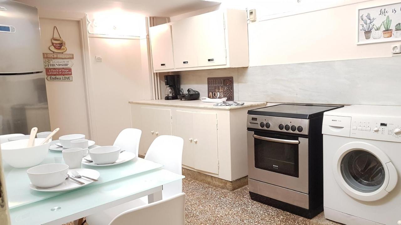 Olive Apartment- Athens Center, 4 Bd, 1.5 Bath المظهر الخارجي الصورة
