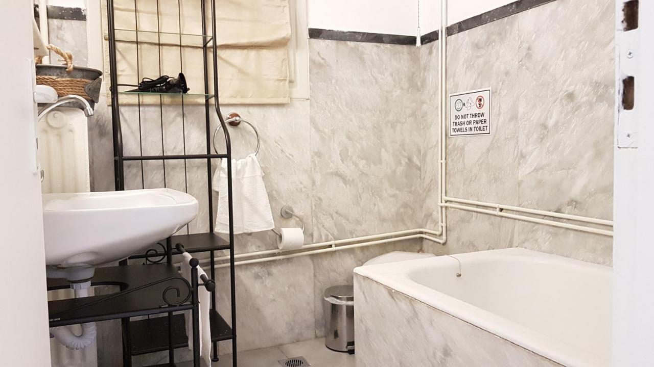 Olive Apartment- Athens Center, 4 Bd, 1.5 Bath المظهر الخارجي الصورة