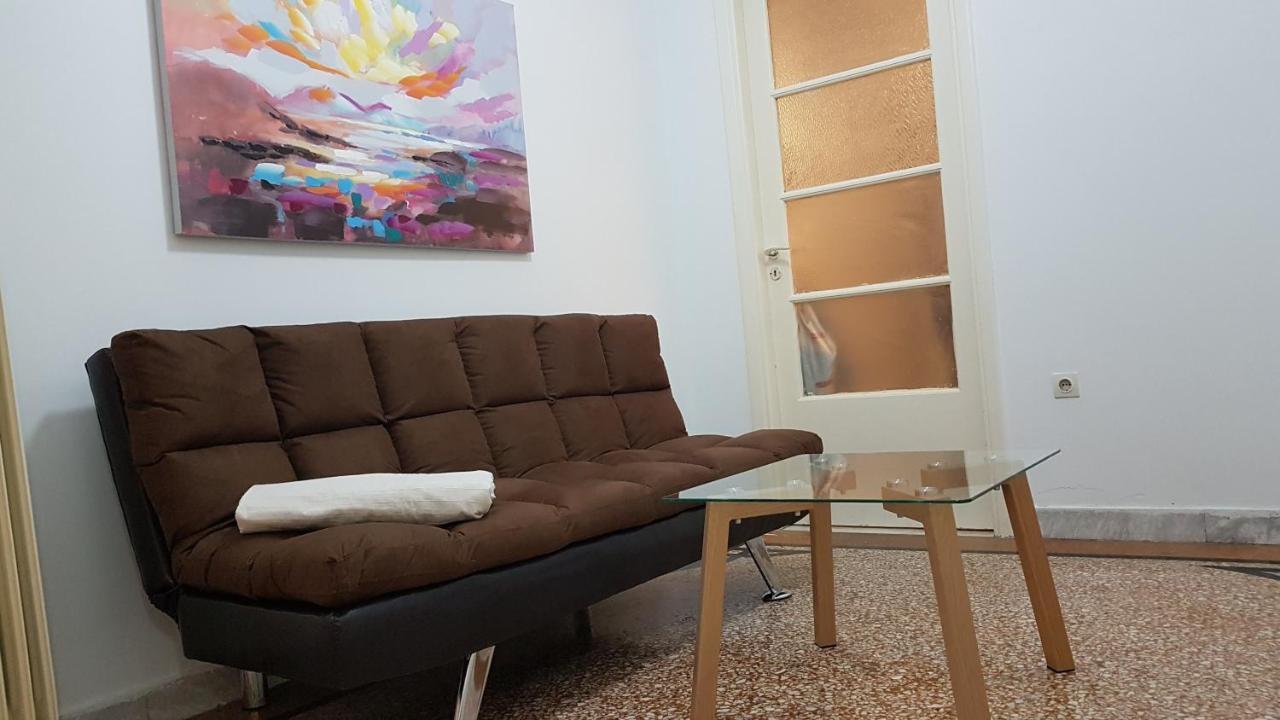 Olive Apartment- Athens Center, 4 Bd, 1.5 Bath المظهر الخارجي الصورة