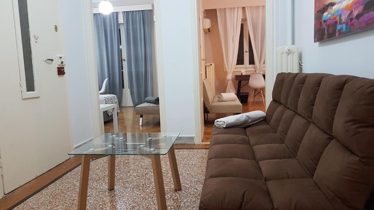 Olive Apartment- Athens Center, 4 Bd, 1.5 Bath المظهر الخارجي الصورة