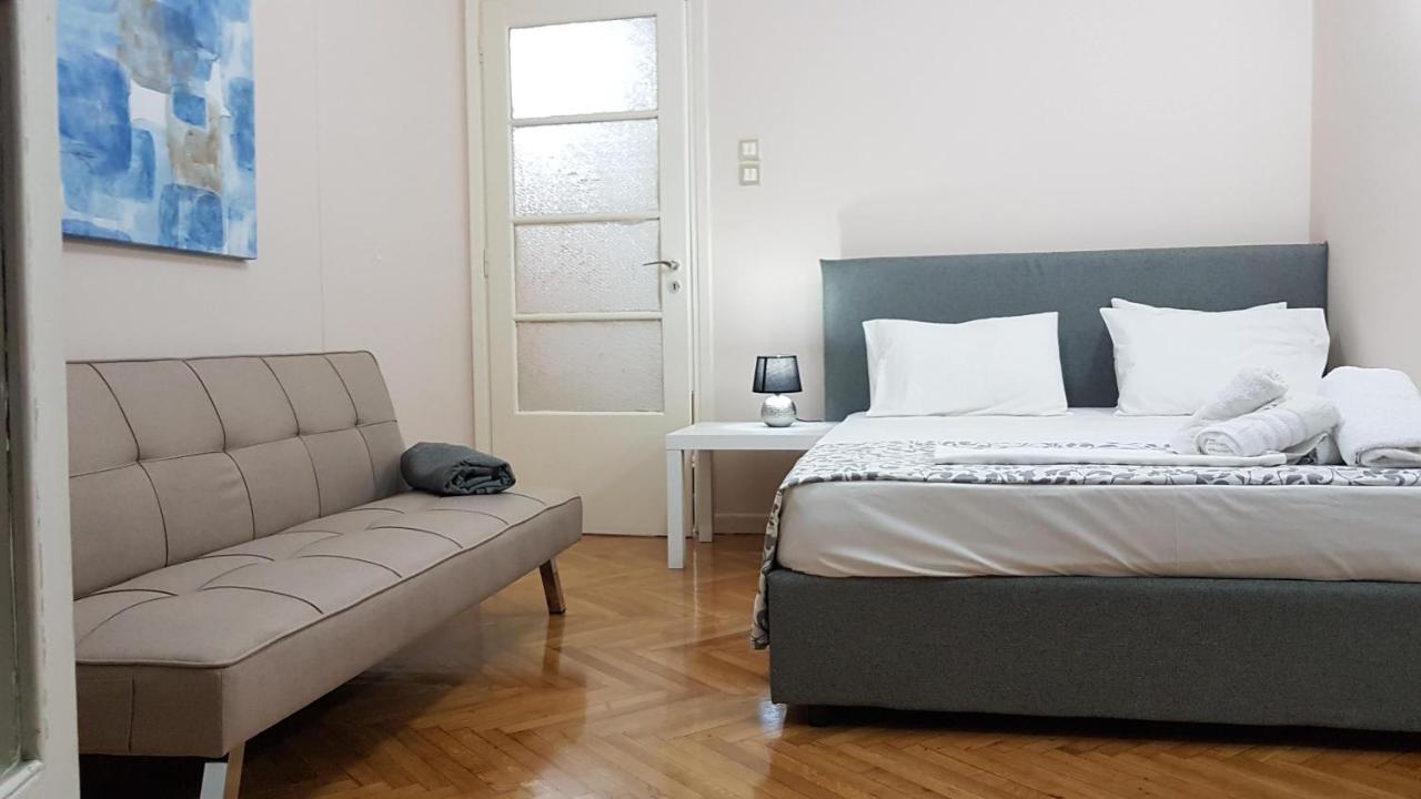 Olive Apartment- Athens Center, 4 Bd, 1.5 Bath المظهر الخارجي الصورة